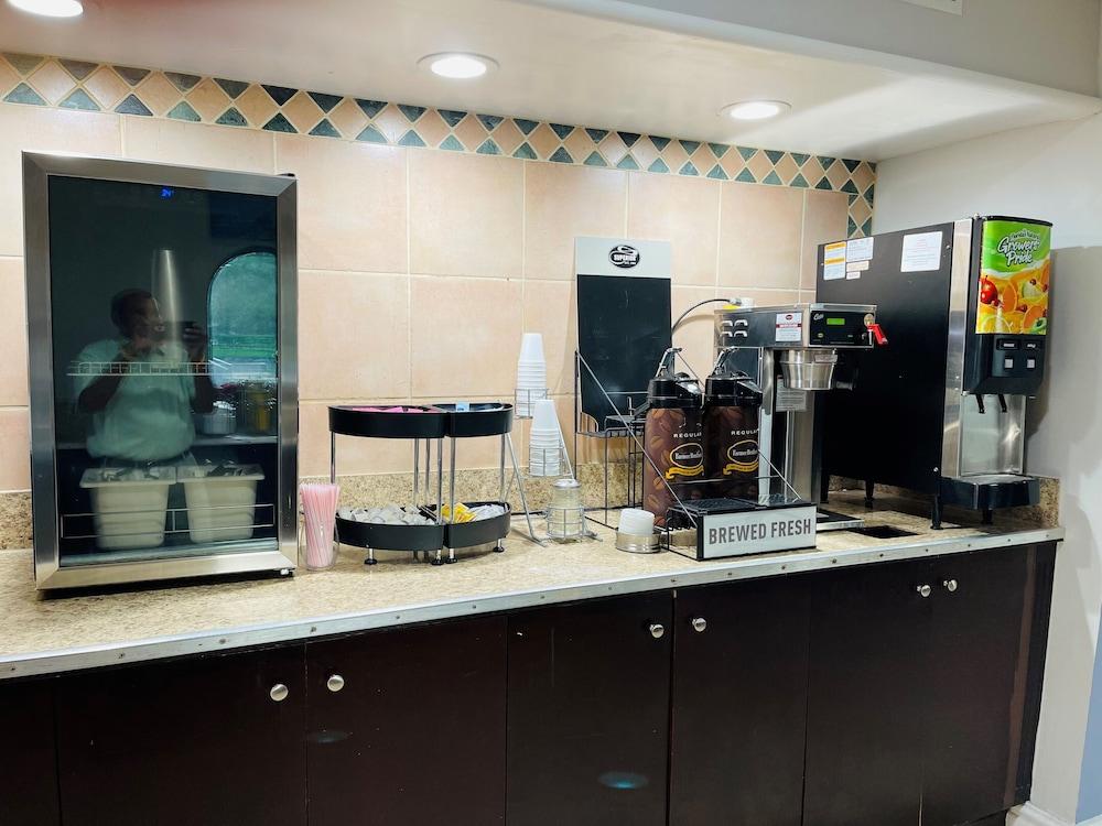 Quality Inn & Suites Altamonte Springs Orlando-North Ngoại thất bức ảnh