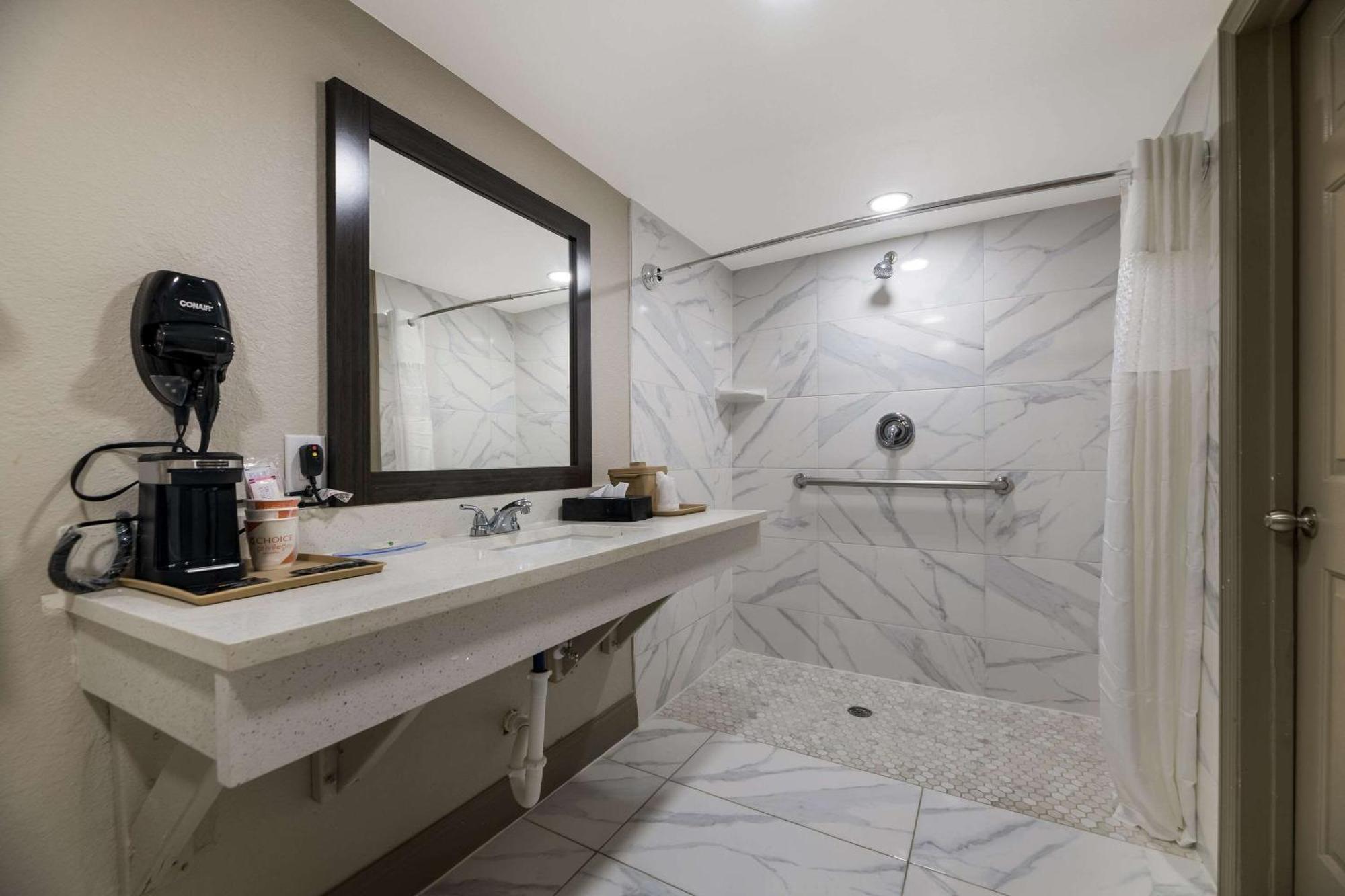 Quality Inn & Suites Altamonte Springs Orlando-North Ngoại thất bức ảnh