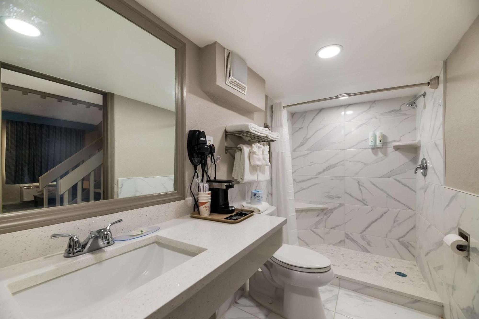 Quality Inn & Suites Altamonte Springs Orlando-North Ngoại thất bức ảnh