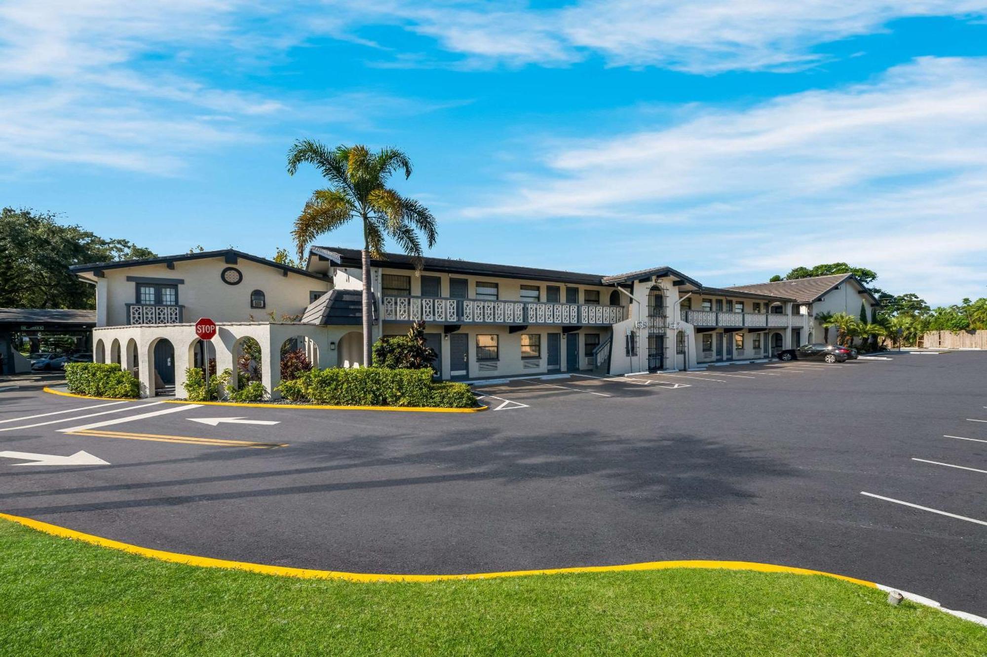 Quality Inn & Suites Altamonte Springs Orlando-North Ngoại thất bức ảnh