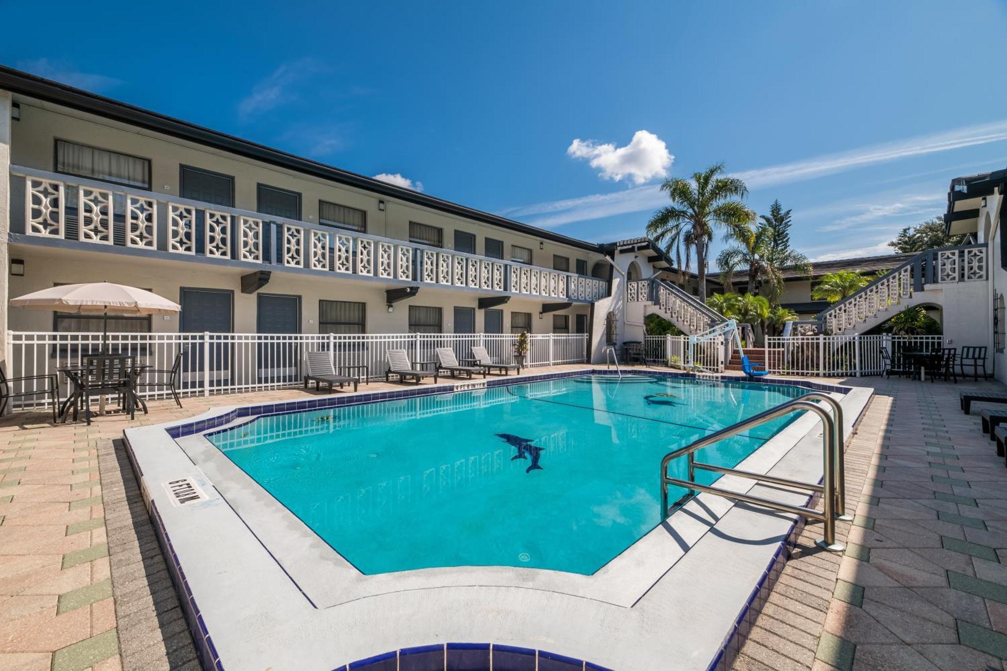 Quality Inn & Suites Altamonte Springs Orlando-North Ngoại thất bức ảnh